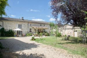 Photo de le B&B / Chambres d'hôtes maison pechauzi à Castelnau-de-Montmiral